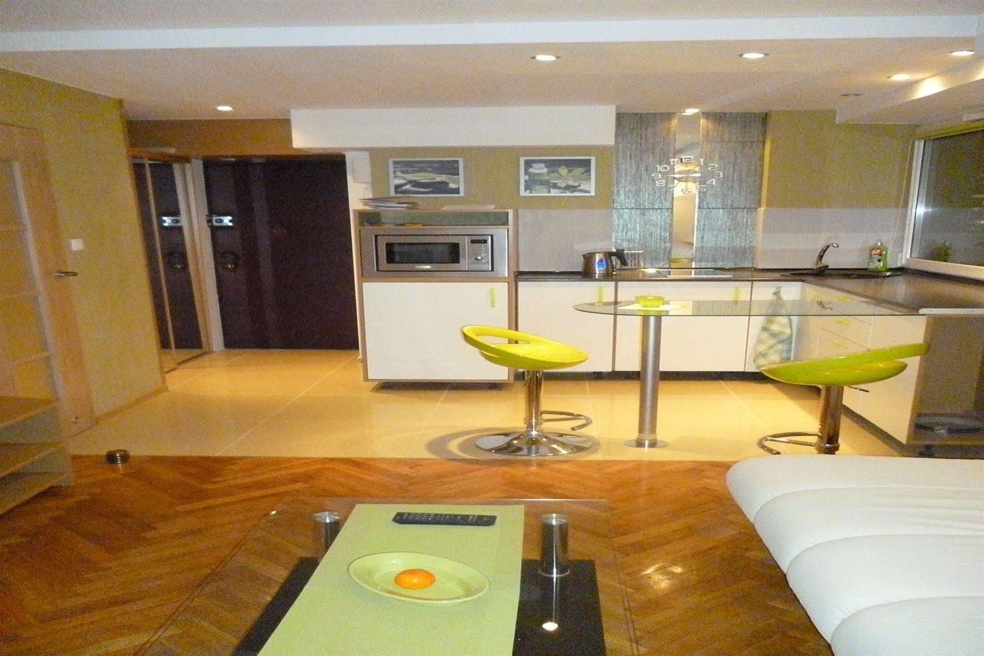 Centre Apartamenty Warszawa Dış mekan fotoğraf